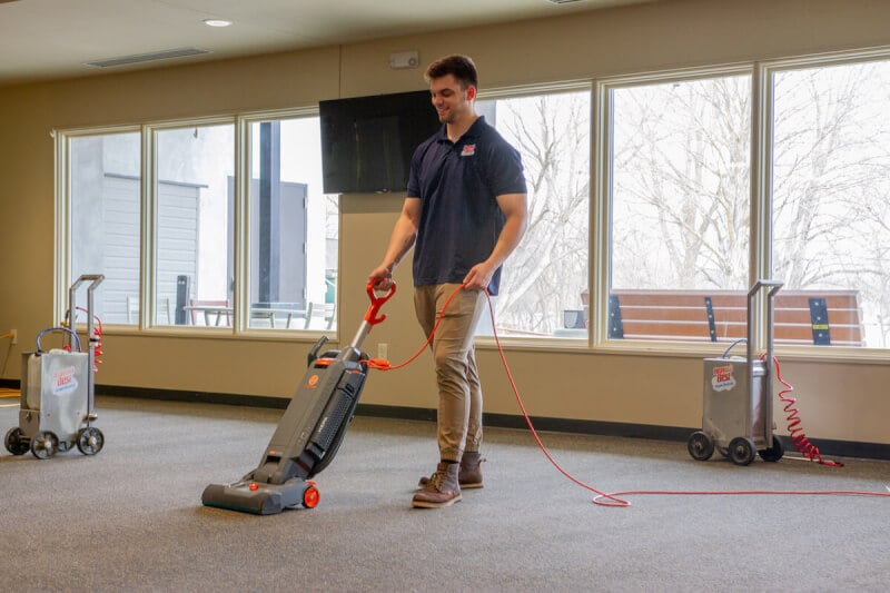 Fort Dodge Commercial Carpet Cleaning - Vacuum